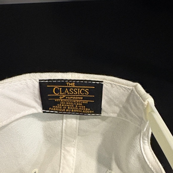 LACES White Snapback Hat - Picture 2 of 3